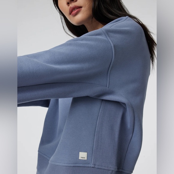 NWT Vuori Restore Crewneck - Picture 4 of 4